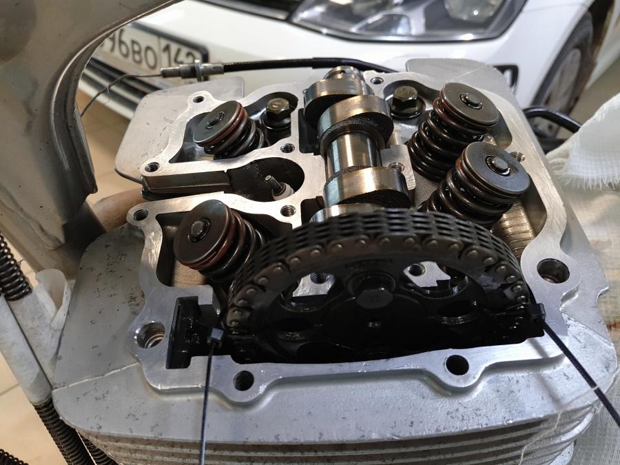 Замена герметика под клапанной крышкой